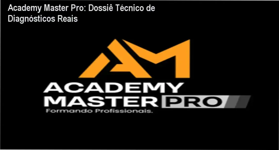 Técnico realizando diagnóstico automotivo avançado utilizando as simulações da Academy Master Pro